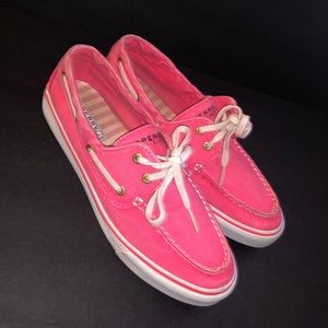 Women’s Sperrys.